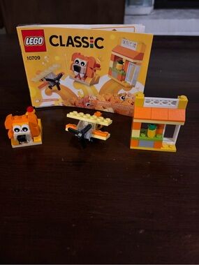 Lego Classic Orange & Yellow Mini Builds Set